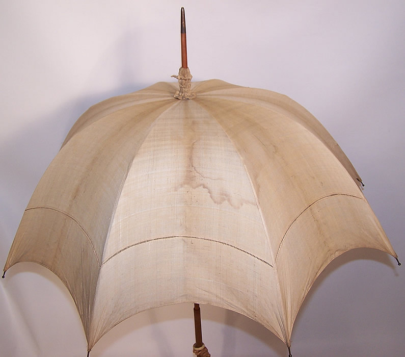 Edwardian Ecru Raw Silk Carved Wood Handle Summer Pagoda Parasol