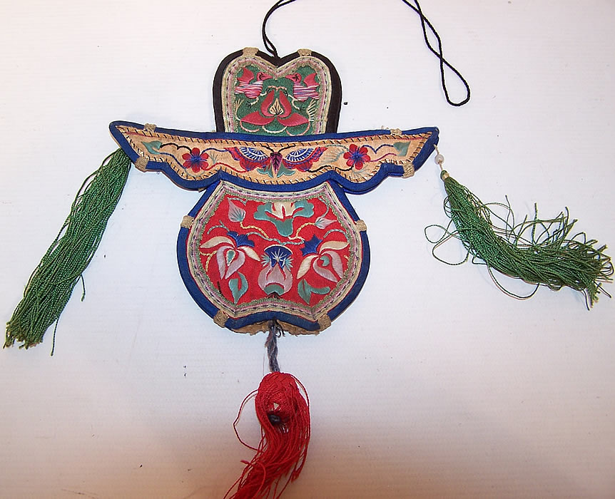 Antique Chinese Silk Embroidered Beaded Tassel Snuff Bottle Pouch Purse